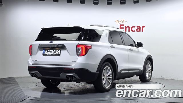 Ford Explorer (VI) 3.0 PHEV 2021 — фото 2