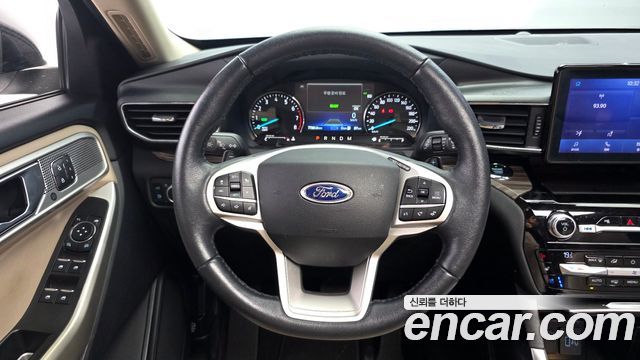 Ford Explorer (VI) 3.0 PHEV 2021 — фото 13
