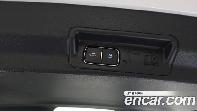 Ford Explorer (VI) 3.0 PHEV 2021 — фото 20
