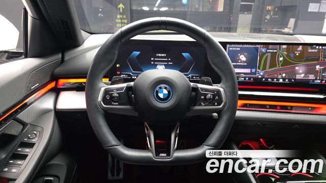 BMW 5 Series (G60) 530e M Sport 2024 — фото 13