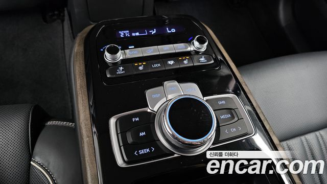 Genesis G90 3.3 T AWD Premium Luxury 2019 — фото 19