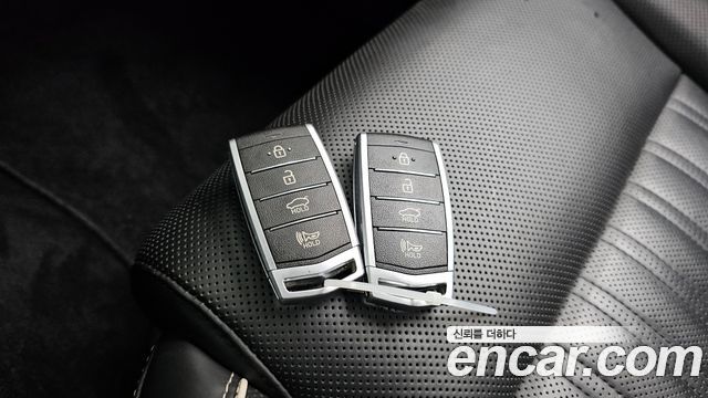 Genesis G90 3.3 T AWD Premium Luxury 2019 — фото 26