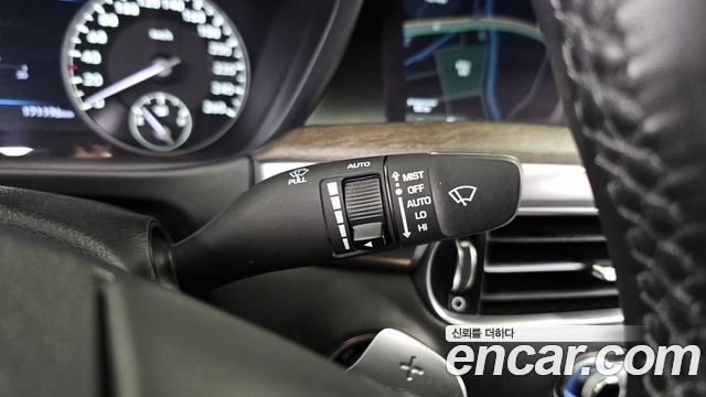Genesis G90 3.3 T AWD Premium Luxury 2019 — фото 30