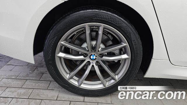 BMW 5 Series (G30) 520d xDrive M Sport Package Plus 2018 — фото 5