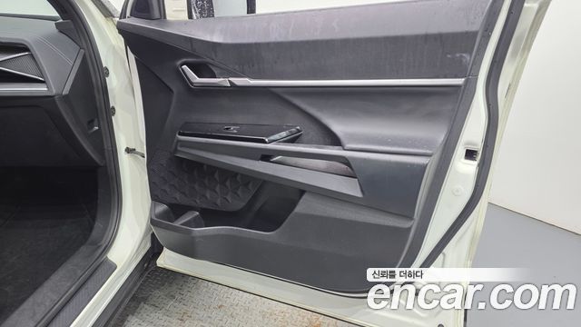 KG Mobility (SsangYong) Torres Gasoline 1.5 2WD T5 2023 — фото 24