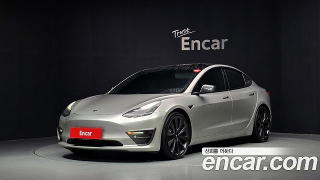 Tesla Model 3 Performance AWD