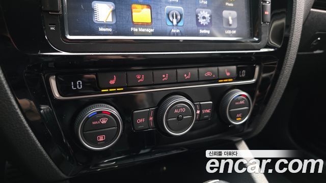 Volkswagen Jetta 2.0 TDI BlueMotion Premium 6th 2015 — фото 18