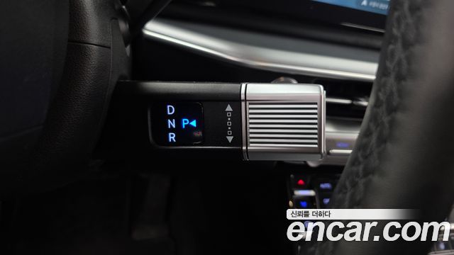 Hyundai Grandeur (GN7) 2,5 Gasoline 2WD Premium 2023 — фото 9