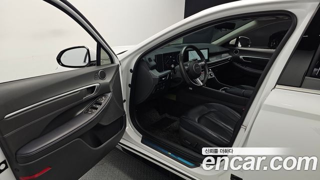 Hyundai Sonata The Edge (DN8) 1.6 Turbo Exclusive 2024 — фото 10