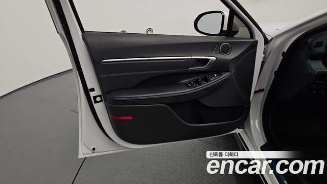 Hyundai Sonata The Edge (DN8) 1.6 Turbo Exclusive 2024 — фото 30