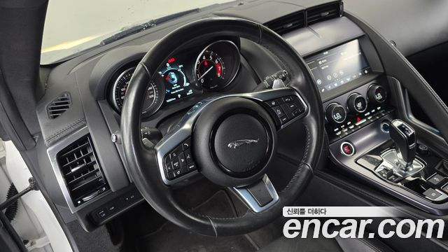 Jaguar F-TYPE P300 Coupe X152 2019 — фото 13