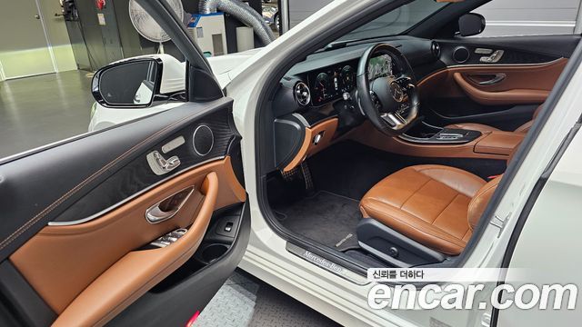 Mercedes-Benz E-Class (W213) E220d 4MATIC AMG Line 2021 — фото 10