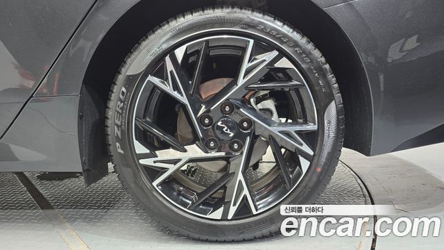 Kia K5 (III) 2.0 Signature 2025 — фото 27