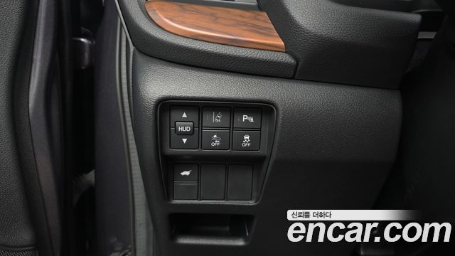Honda CR-V (V) 1.5 Touring 4WD 2019 — фото 21