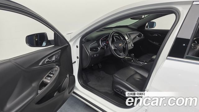 Chevrolet Malibu 1.5 Turbo LT Deluxe 2017 — фото 10