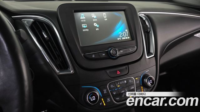 Chevrolet Malibu 1.5 Turbo LT Deluxe 2017 — фото 20