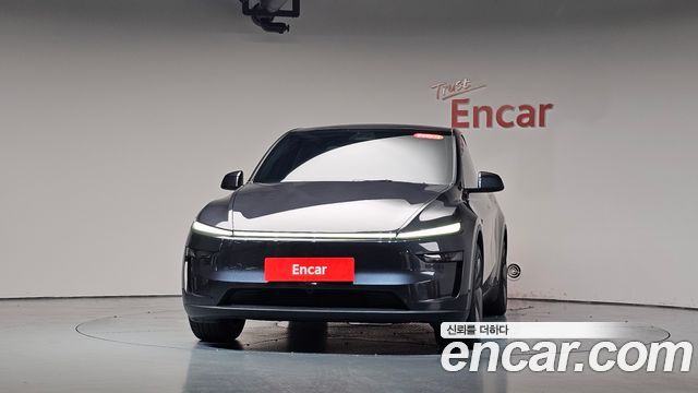 Tesla Model Y Long Range AWD 2025 — фото 3