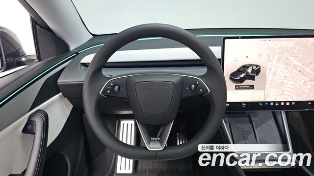 Tesla Model Y Long Range AWD 2025 — фото 17