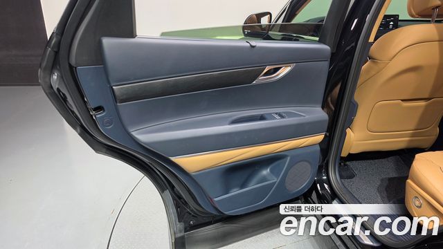 Genesis GV80 2.5T Gasoline 2WD 2022 — фото 25