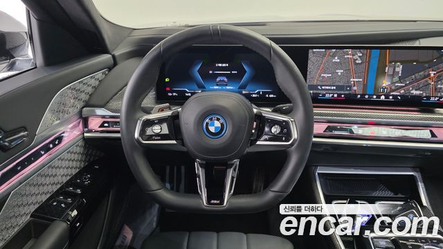 BMW i7 (G70) xDrive 60 M sport 2024 — фото 13