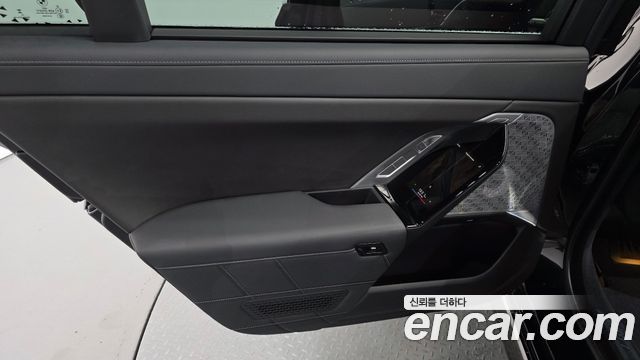 BMW i7 (G70) xDrive 60 M sport 2024 — фото 25