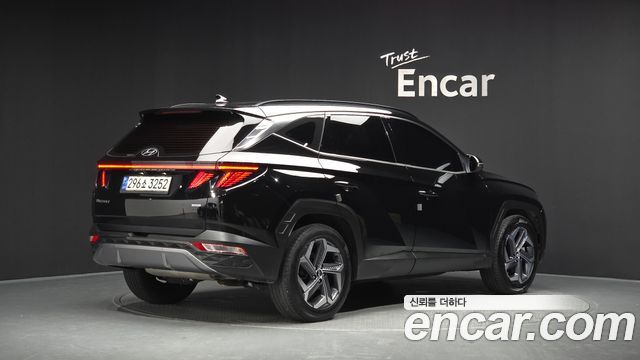 Hyundai Tucson (NX4) Gasoline 1.6 Turbo 4WD Inspiration 2021 — фото 2