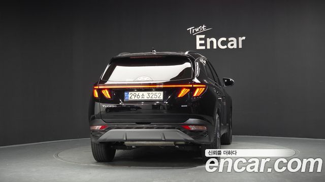Hyundai Tucson (NX4) Gasoline 1.6 Turbo 4WD Inspiration 2021 — фото 4