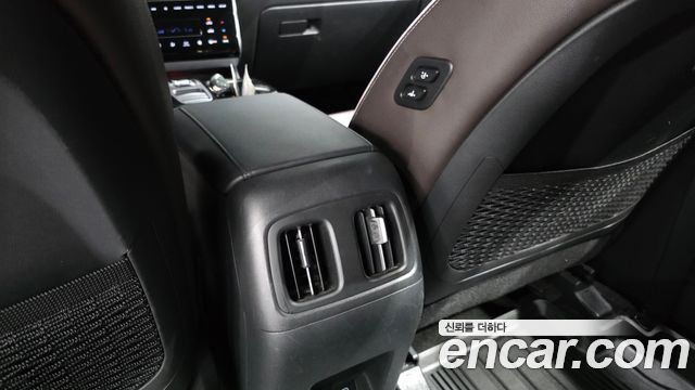 Hyundai Tucson (NX4) Gasoline 1.6 Turbo 4WD Inspiration 2021 — фото 19