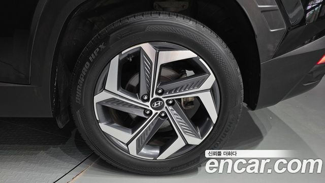 Hyundai Tucson (NX4) Gasoline 1.6 Turbo 4WD Inspiration 2021 — фото 21