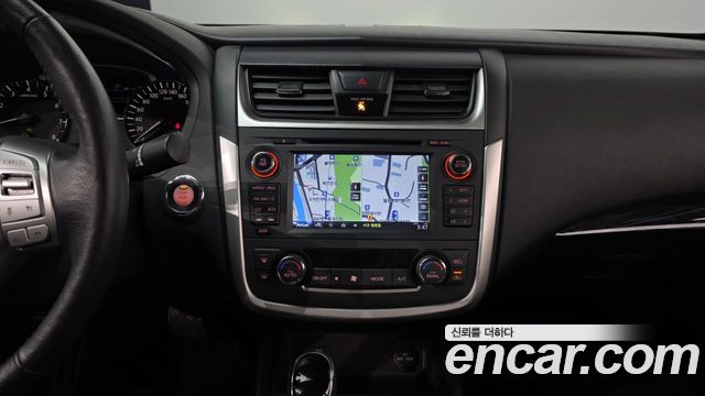 Nissan Altima 2.5 Tech L33 2017 — фото 16