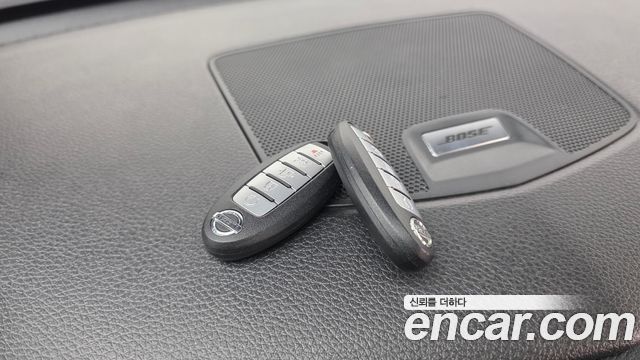 Nissan Altima 2.5 Tech L33 2017 — фото 19
