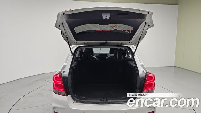 Chevrolet Trax 1.4 Red Line LT Core 2020 — фото 20