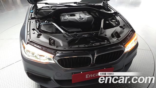 BMW 5 Series (G30) 530i xDrive M Sport Package Plus 2019 — фото 6