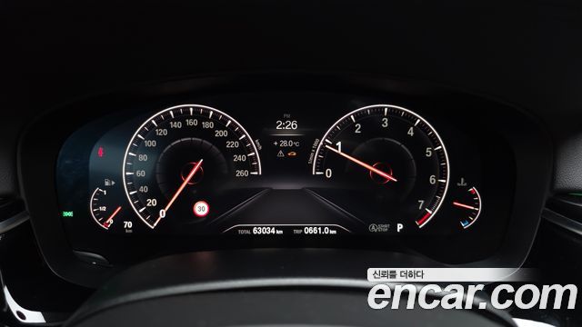 BMW 5 Series (G30) 530i xDrive M Sport Package Plus 2019 — фото 8