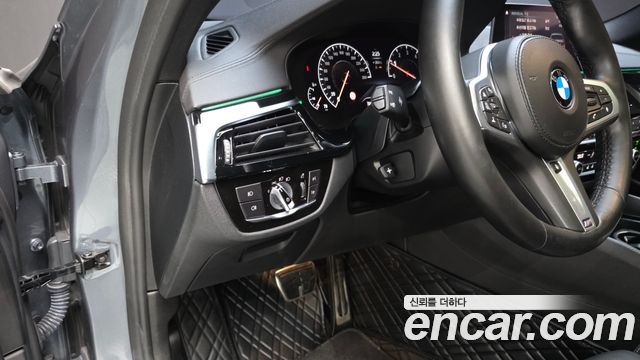 BMW 5 Series (G30) 530i xDrive M Sport Package Plus 2019 — фото 13