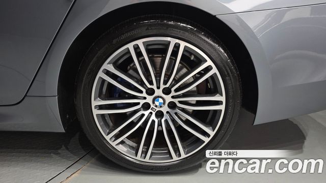 BMW 5 Series (G30) 530i xDrive M Sport Package Plus 2019 — фото 21