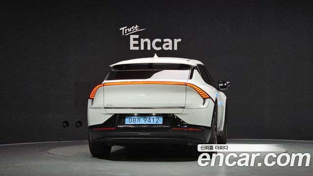 Kia EV6 Long Range Earth 2023 — фото 4