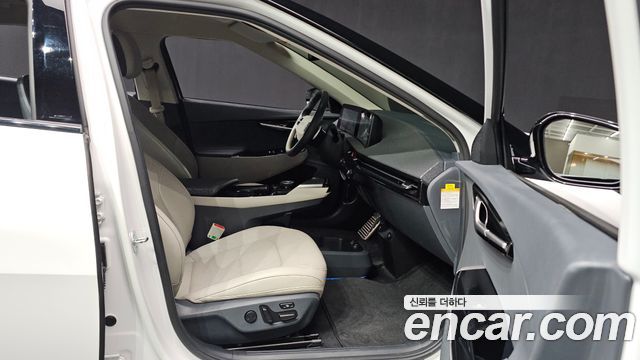Kia EV6 Long Range Earth 2023 — фото 18