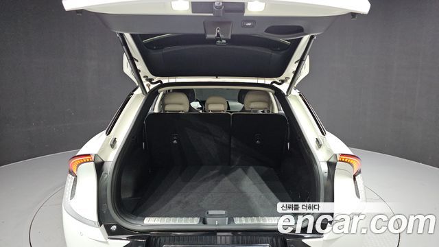 Kia EV6 Long Range Earth 2023 — фото 20