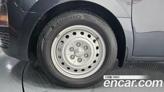 Hyundai Staria Cargo 3-Seater Smart 2025 — фото 5