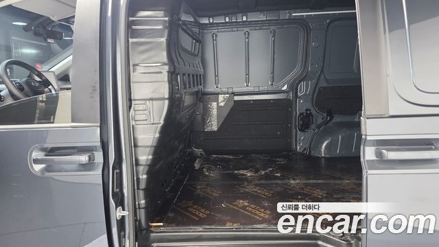 Hyundai Staria Cargo 3-Seater Smart 2025 — фото 12