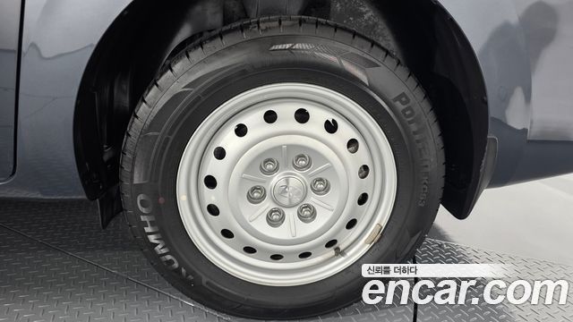 Hyundai Staria Cargo 3-Seater Smart 2025 — фото 20