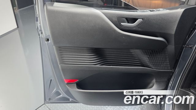 Hyundai Staria Cargo 3-Seater Smart 2025 — фото 24