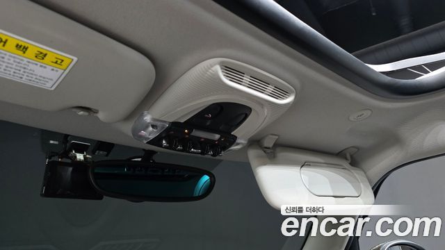 MINI Cooper S 5Door Standard 3rd 2019 — фото 23