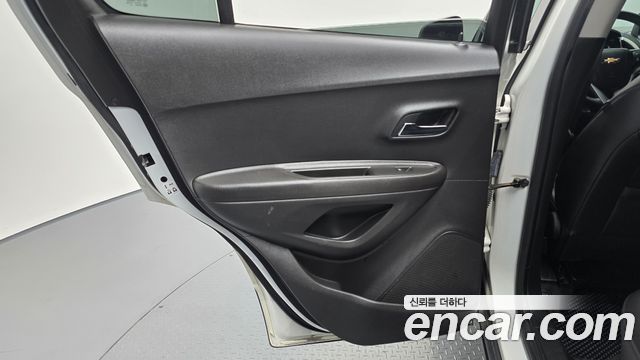 Chevrolet Trax 1.4 LT Leather Package 2015 — фото 25