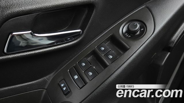 Chevrolet Trax 1.4 LT Leather Package 2015 — фото 27