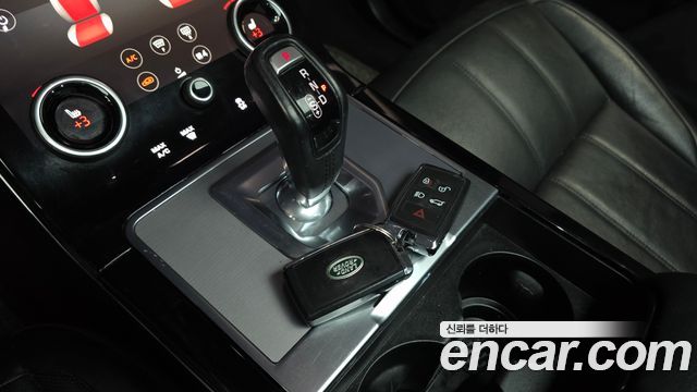 Land Rover Range Rover Evoque (II) D150 S 2020 — фото 9