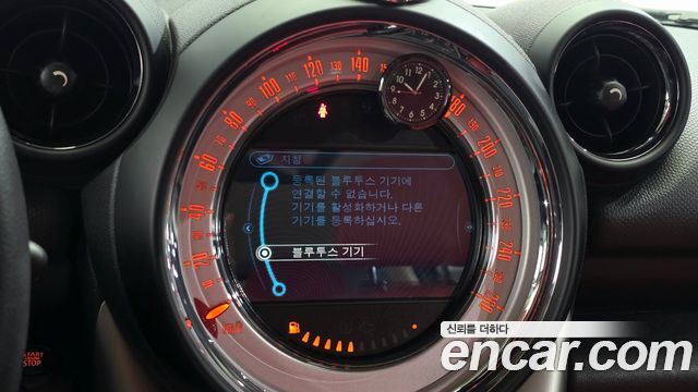 MINI Cooper D Countryman Standard 1st 2014 — фото 16