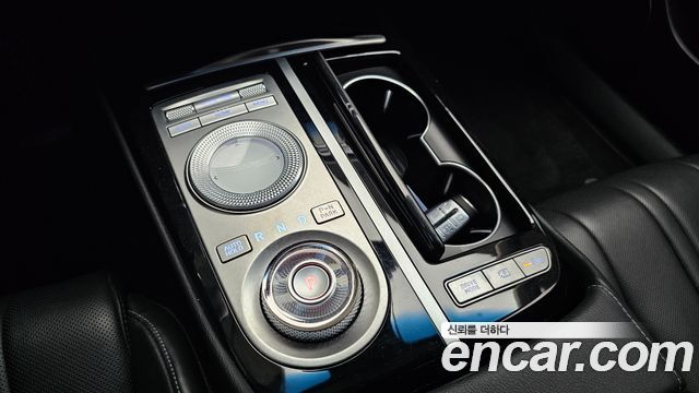 Genesis G80 (RG3) Gasoline 2.5 Turbo AWD 2022 — фото 9