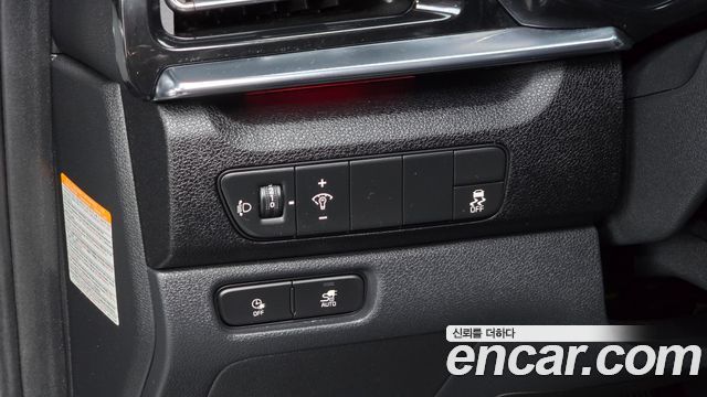 Kia Niro Plus Air 2023 — фото 14
